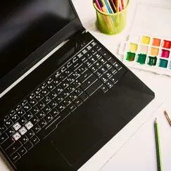 Графический дизайн с использованием инструментов Adobe