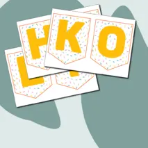 Всемирный день конфет. 18 октября. Растяжка и речевые облачка.