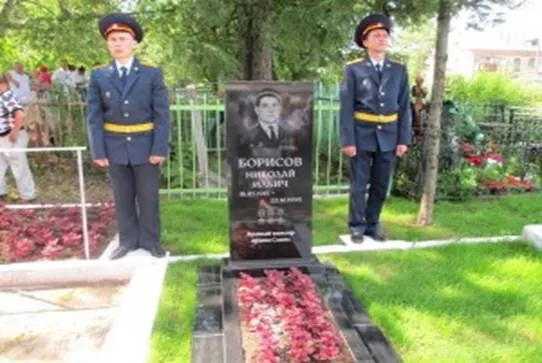 Памятник Кавалеру Ордена славы 