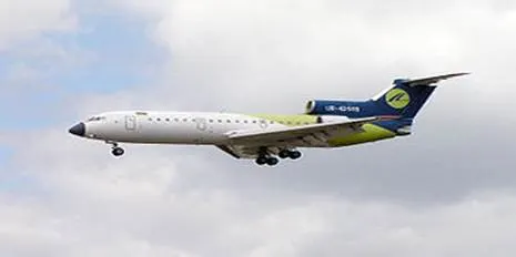Dnjeproavia Jak-42D UR-42449.jpg
