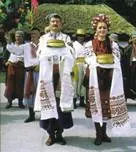 Население Крыма - с хлебом и с солью